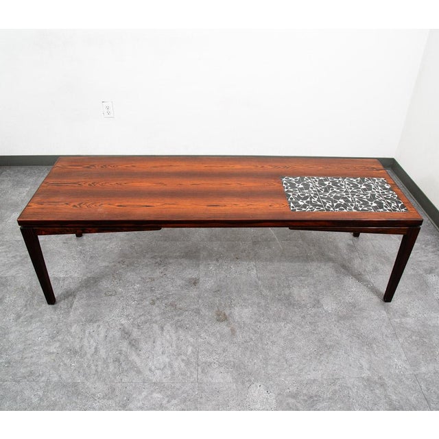 Mid Century Danish Modern Coffee Table Rosewood Tile White Black Surfboard Nm For Sale - Image 4 of 12