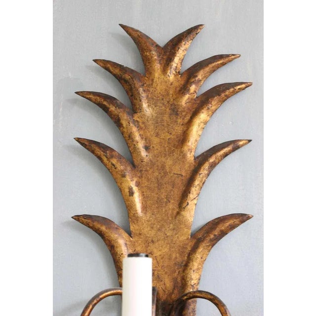 1950s Large 1950s Spanish Gilt Metal Foliate Three-Arm Wall Sconce For Sale - Image 5 of 11