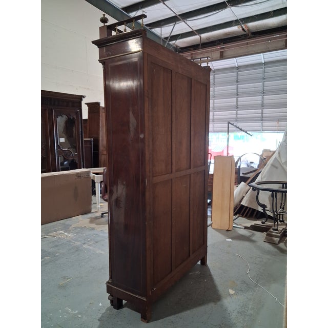 French 19th Century French Napoleon III Mahogany & Brass Mounted Library Bookcase With Original Glass For Sale - Image 3 of 9