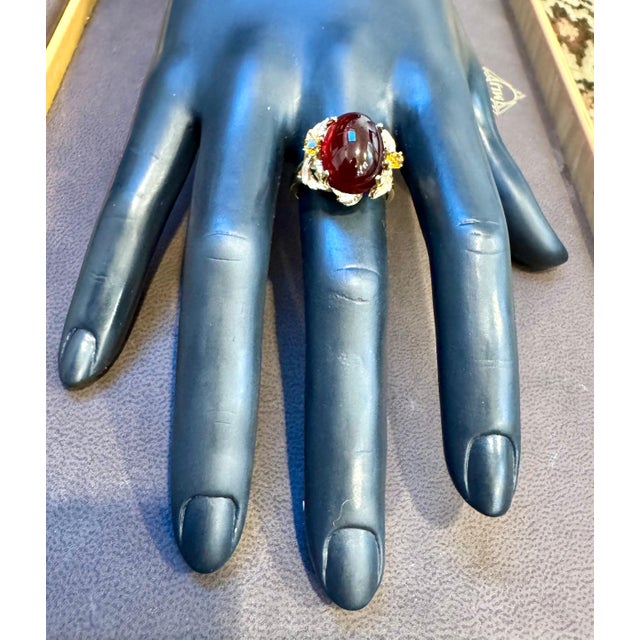 Red 10.5 Carat Oval Garnet Cabochon 14 Karat Yellow Gold Cocktail Ring Vintage For Sale - Image 8 of 18