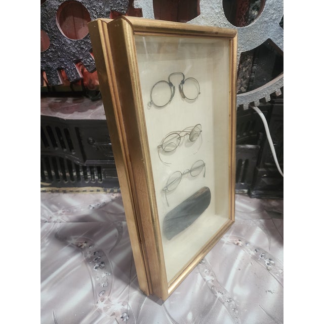 Antique Optician's Display Shadow Box – 3 Pairs Mixed Style Spectacles & Case (C. 1890–1910) For Sale - Image 6 of 6