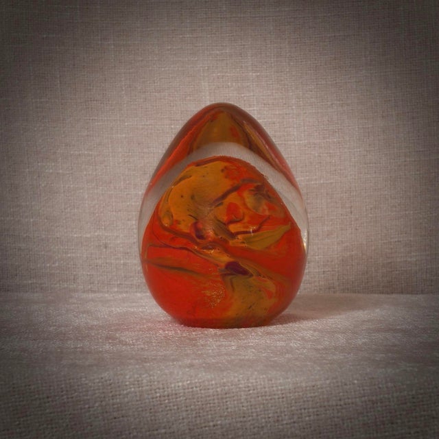 1980s Mid-Century Modern Orange Murano Art Glass Egg, Italy, 1980s For Sale - Image 5 of 9
