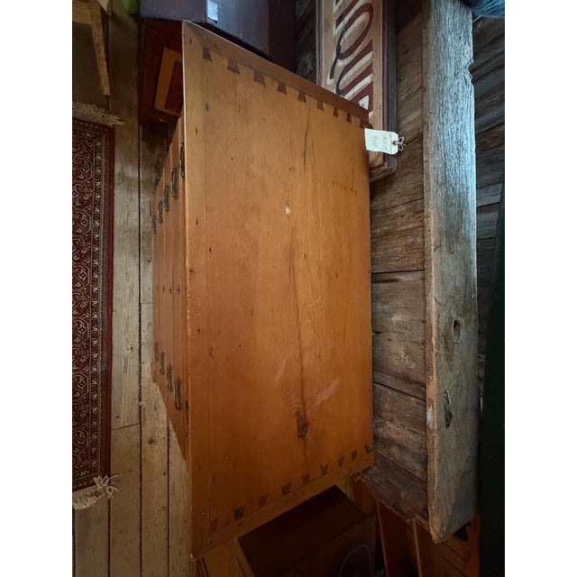 Antique 18th Century Pine Chippendale Style Chest of Drawers For Sale In Boston - Image 6 of 9