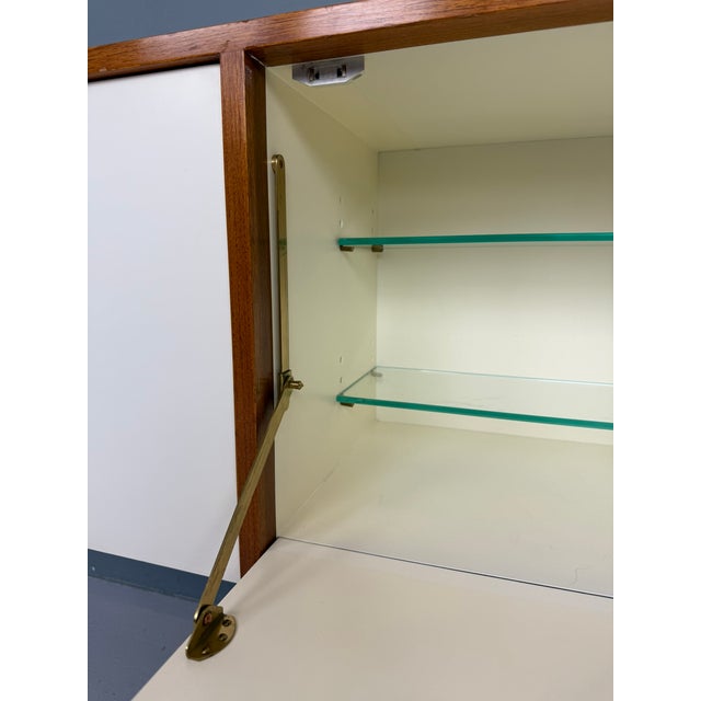 Walnut Hanging Cabinet by Florence Knoll for Knoll, 1950s For Sale - Image 17 of 18