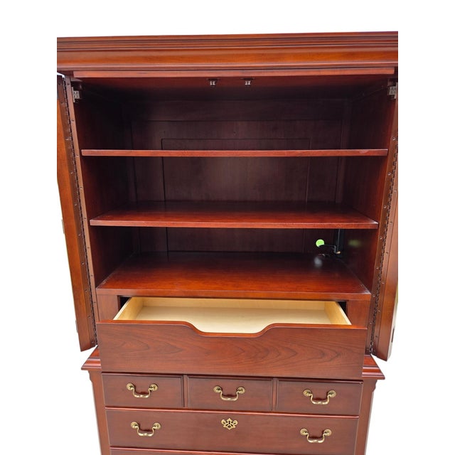 1990s Thomasville Collectors Cherry Dresser High Chest on Chest Armoire Wardrobe For Sale In Philadelphia - Image 6 of 12