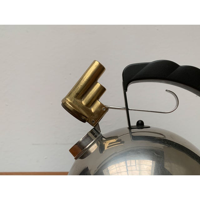 Postmodern Italian Postmodern Kettle by Richard Sapper for Alessi For Sale - Image 3 of 15