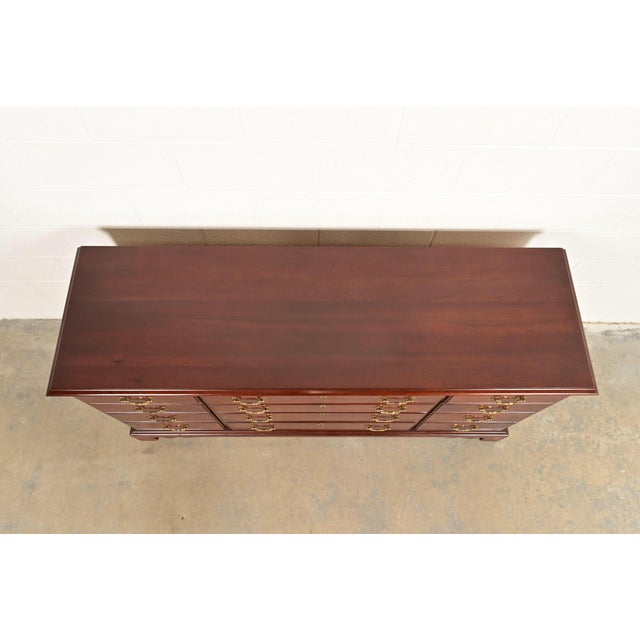 Henkel Harris Style Georgian Solid Mahogany Twelve-Drawer Dresser For Sale - Image 11 of 14