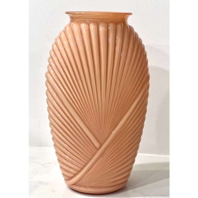 Art Deco Vintage C1980s Anchor Hocking Extra Large Art Deco Ribbed Vase in Peach, Salmon For Sale - Image 3 of 5