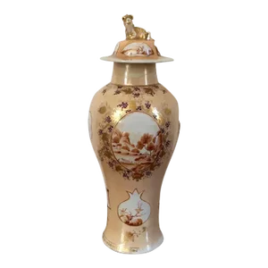 1810 Chinese Export Porcelain Vase & Cover