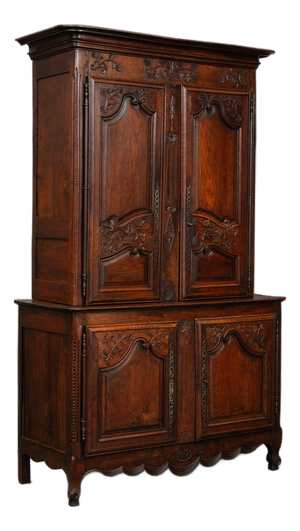 Baroque Buffet Cupboard in Walnut, 18th Century