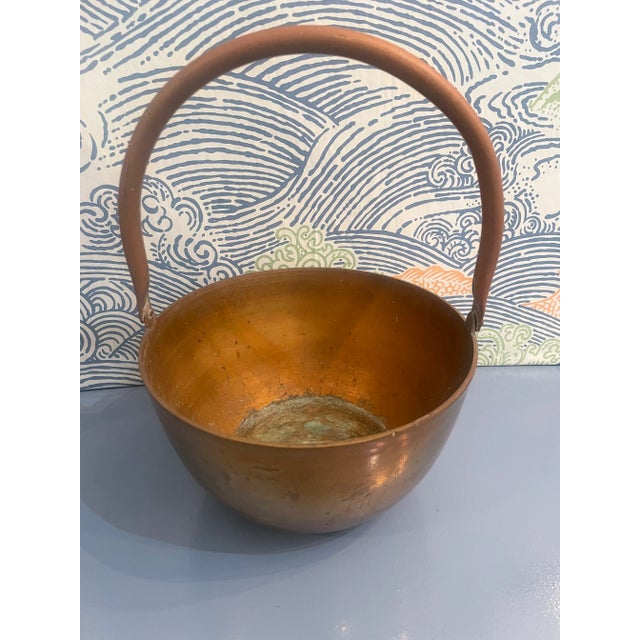 Vintage Solid Brass Preserve/Cooking Pot With Riveted Handle For Sale In New Orleans - Image 6 of 7