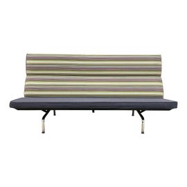 Example of Eames Standard Sofas