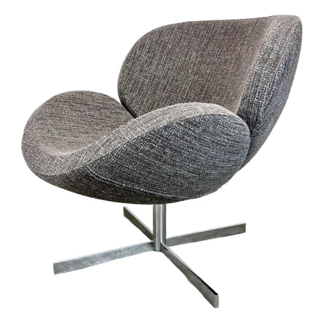 Modern BoConcept Oversized Schelly Swivel Lounge Chair For Sale