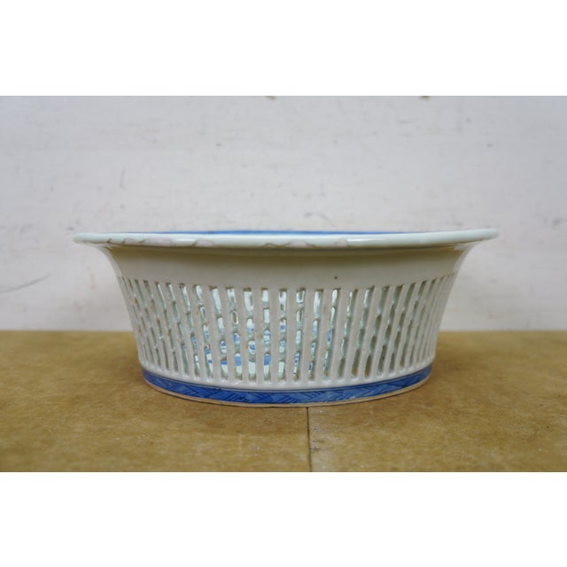 Ceramic Antique Chinese Export Canton Blue White Reticulated Serving Plate & Basket For Sale - Image 7 of 17
