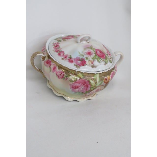 Royal Vienna Roses and Gold Trimmed Double Handled Biscuit Jar With Lid 4574b For Sale - Image 4 of 18