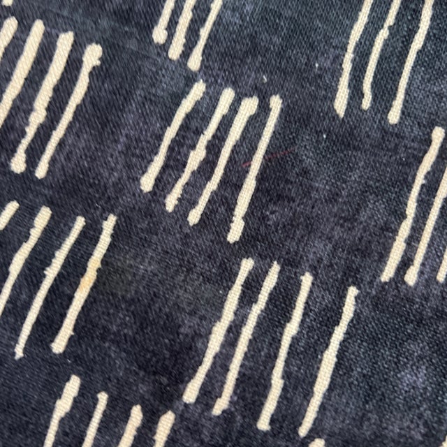 Gsd George Spencer Designs Linen Fabric- 2 1/2 Yards For Sale - Image 4 of 7