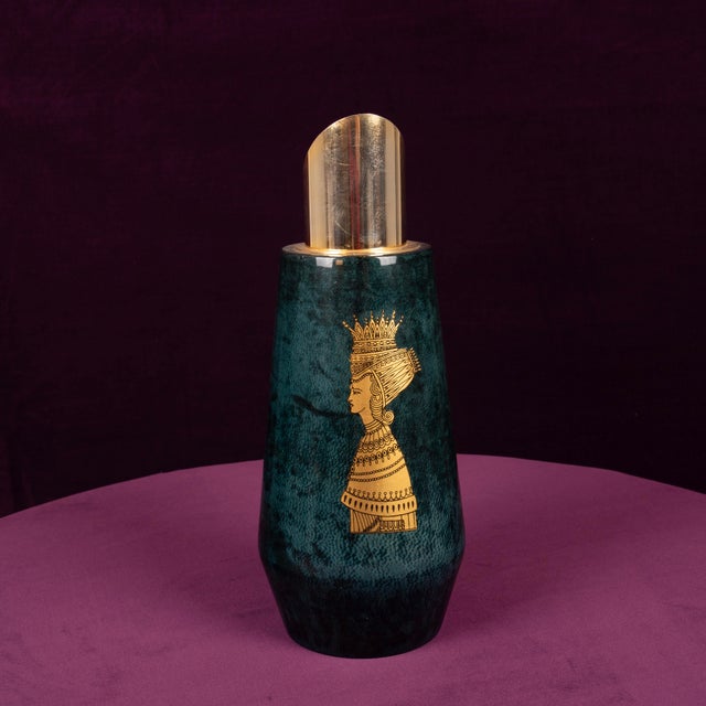 Aldo Tura Mod. 1278D Blue Goatskin Parchment Thermos by Aldo Tura, Italy, 1950 For Sale - Image 4 of 17
