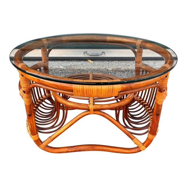 1970s Italian Mid Century Rattan and Glass Coffee Side Table For Sale