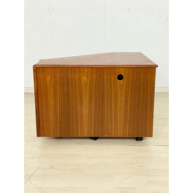 Vintage Teak Chest of Drawers from Dyrlund, 1960s For Sale - Image 9 of 11