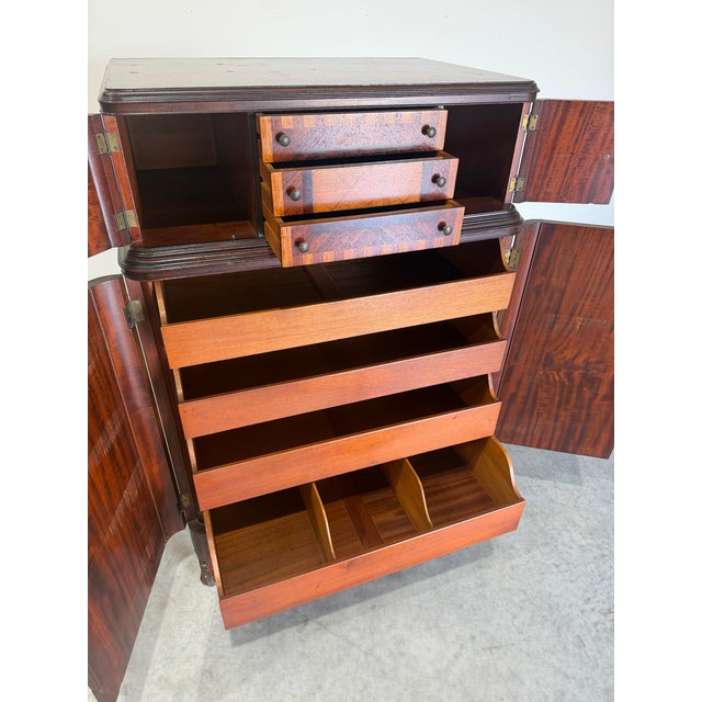 1930’s Art Deco Marquetry Chiffonier Gentlemen’s Chest For Sale - Image 4 of 11