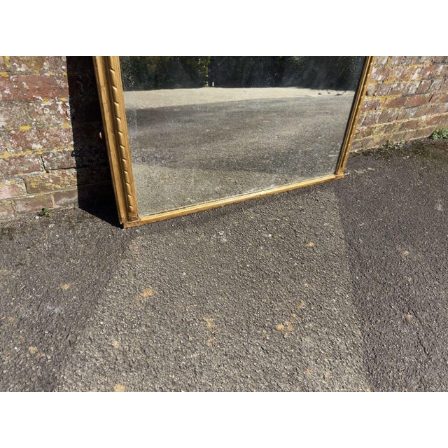 Large Antique English Arched Gilt Rope Twist Framed Overmantle Mirror, 1800s For Sale - Image 3 of 7