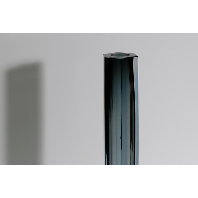 Faceted Murano Sommerso Glass Vase, Italy, 1990s For Sale - Image 4 of 10