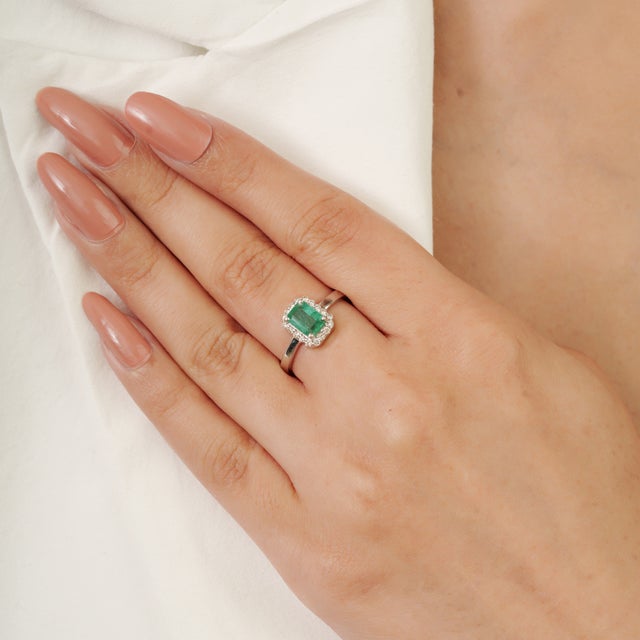 Modern Inspired 0.56 Carat Emerald Diamond Halo Statement Ring, Size 7.5 For Sale - Image 4 of 11