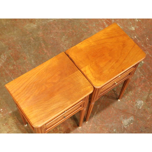 Pair of Late 20th Century French Louis XVI Walnut Bedside Tables With Drawers For Sale - Image 4 of 15