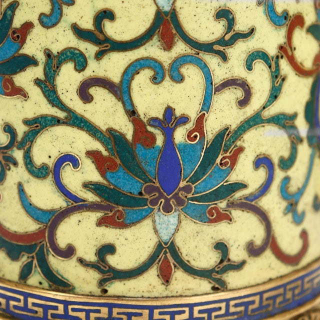 Antique Chinese Qianlong Period Cloisonné Enamel Mug or Tankard For Sale - Image 14 of 16