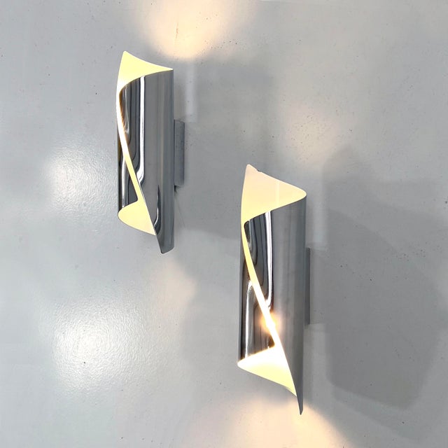 1970s Curved Chromed Wall Lamps, 1970s, Set of 2 For Sale - Image 5 of 9