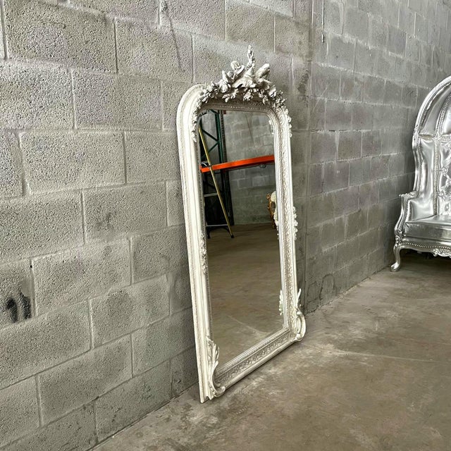 French Style Floor Mirror – 5 Ft Tall Statement Mirror in Light Bone Gray Finish For Sale In Miami - Image 6 of 7
