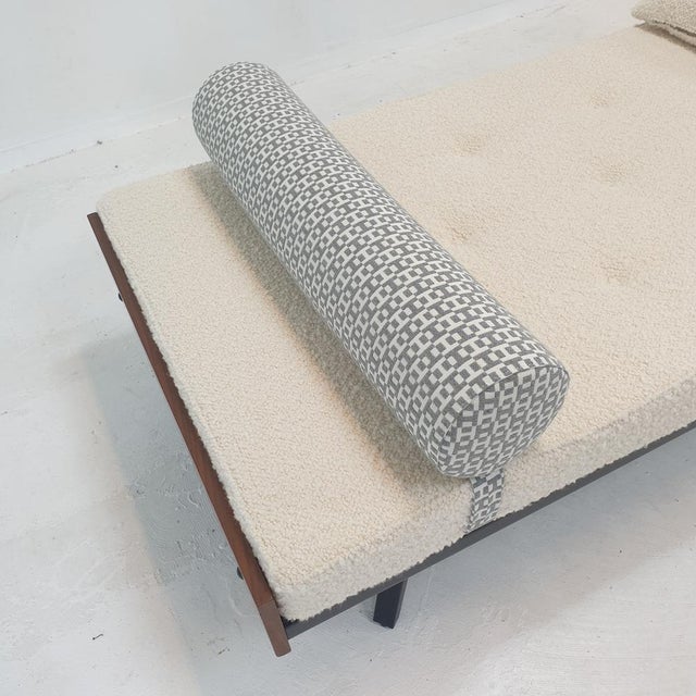 Daybed with Hermes Cushions and Bolster, 1960s For Sale - Image 15 of 18