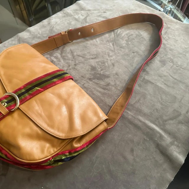 Metal 1990s Iconic Brown Leather and Velvet Messanger Bag by Roberta Di Camerino For Sale - Image 7 of 18