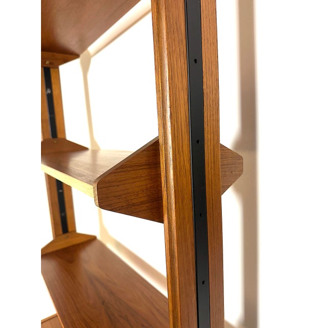 Single-Span Modular Floor-to-Ceiling Bookcase, Italy, 1960s For Sale - Image 13 of 15