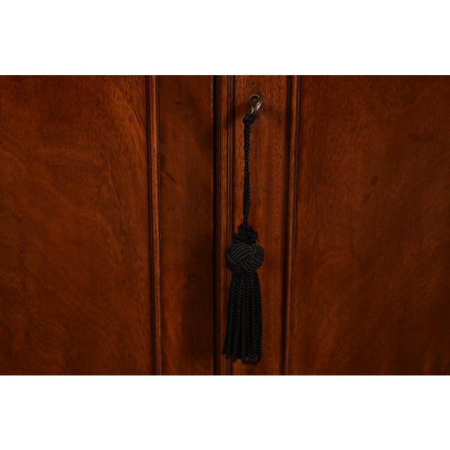 Baker Furniture Style Georgian Carved Mahogany Breakfront Bookcase Cabinet, Circa 1940s For Sale In South Bend - Image 6 of 9