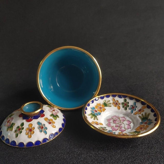 Mid 20th Century Vintage Chinese Cloisonné Enamel Floral "Three-Piece" Tea Bowl Set (Gaiwan) For Sale - Image 5 of 6