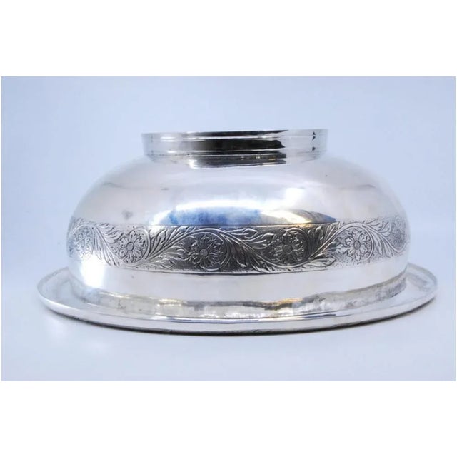 Silver Bowl with Floral Engravings For Sale - Image 4 of 8