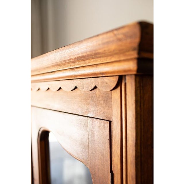 Farmhouse Antique 20th Century American Oak Kitchen Cupboard & Glass Display Hutch For Sale - Image 3 of 18