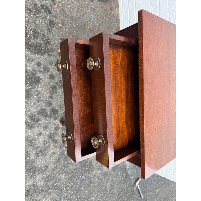 Wood Vintage American Sheraton Two Drawer Nightstand Side Table For Sale - Image 7 of 13