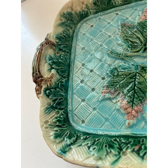 1900s Flower & Leaf Decorated Victorian Ceramic Majolica Platter For Sale In New York - Image 6 of 8