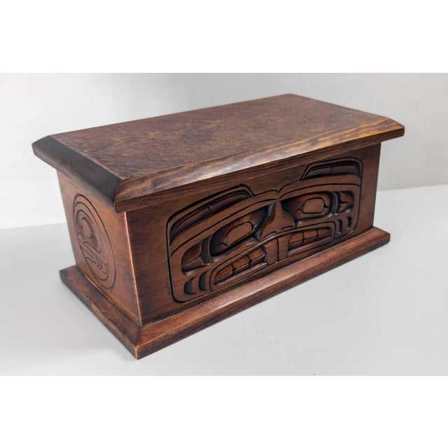 Tribal 20th Century Northwest Coast Native American Indian Bentwood Box by Alfred Robertson For Sale - Image 3 of 15