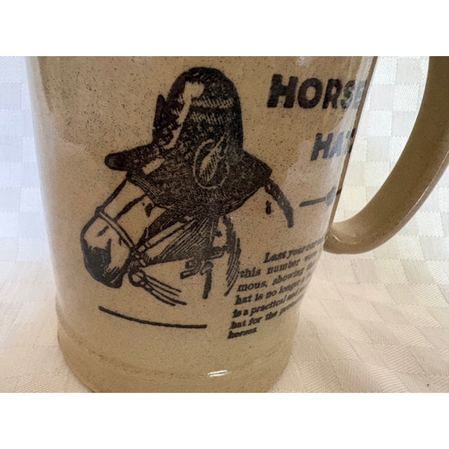 English 1940s Advertising Mug for an India Panama Horse Hat For Sale - Image 3 of 12