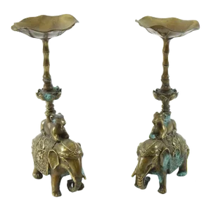 19th Century Bronze Chinese Sculptures - A Pair