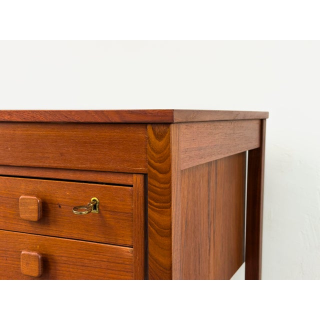 Small Teak Desk with Drawers from Domino Møbler, 1970s For Sale - Image 14 of 17