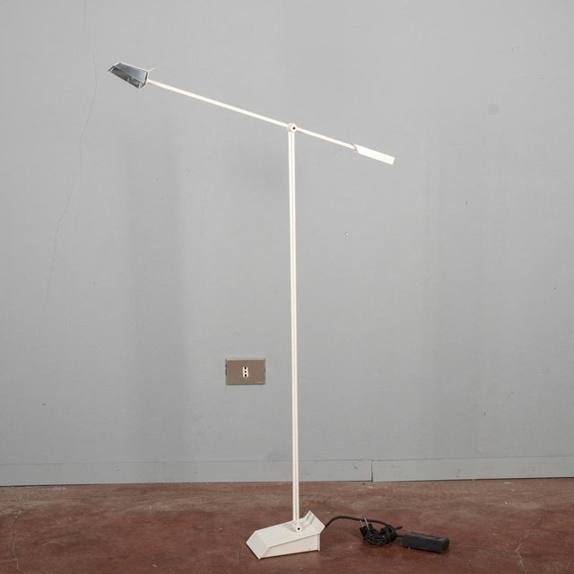 This samurai style floor lamp by stilnovo is an example of modern italian design, an expression of an elegant and...