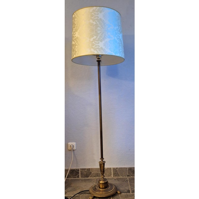 Vintage Floor Lamp with Brass Frame and White Patterned Fabric Shade, 1950s For Sale - Image 6 of 8