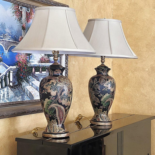 Pair of Bradburn Gallery Hand-Painted Floral Ceramic Table Lamps With Shades For Sale - Image 17 of 18