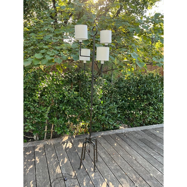 Mid-Century Modern 1950s Tommi Parzinger Sculptural Gilt Steel Floor Lamp For Sale - Image 3 of 7