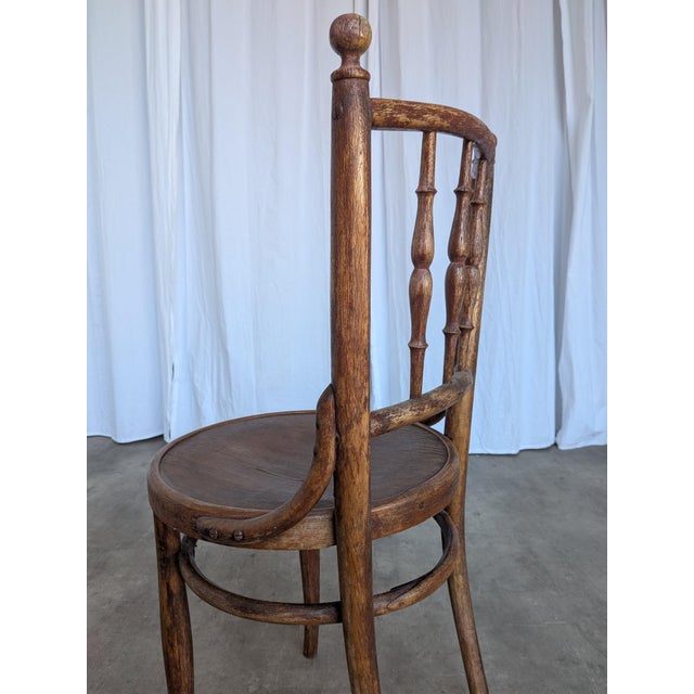 Wood Vintage Carved Bentwood Dining Chair in the style of Thonet Style, 1960s For Sale - Image 7 of 18