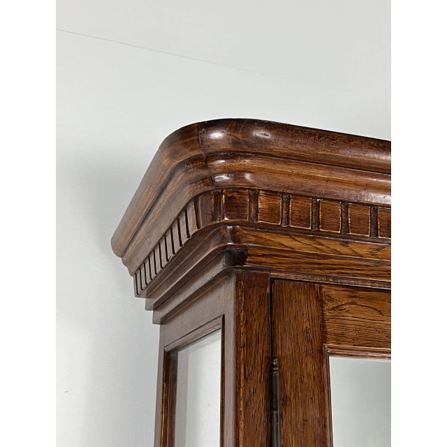 Display Cabinet in Oak For Sale - Image 18 of 18